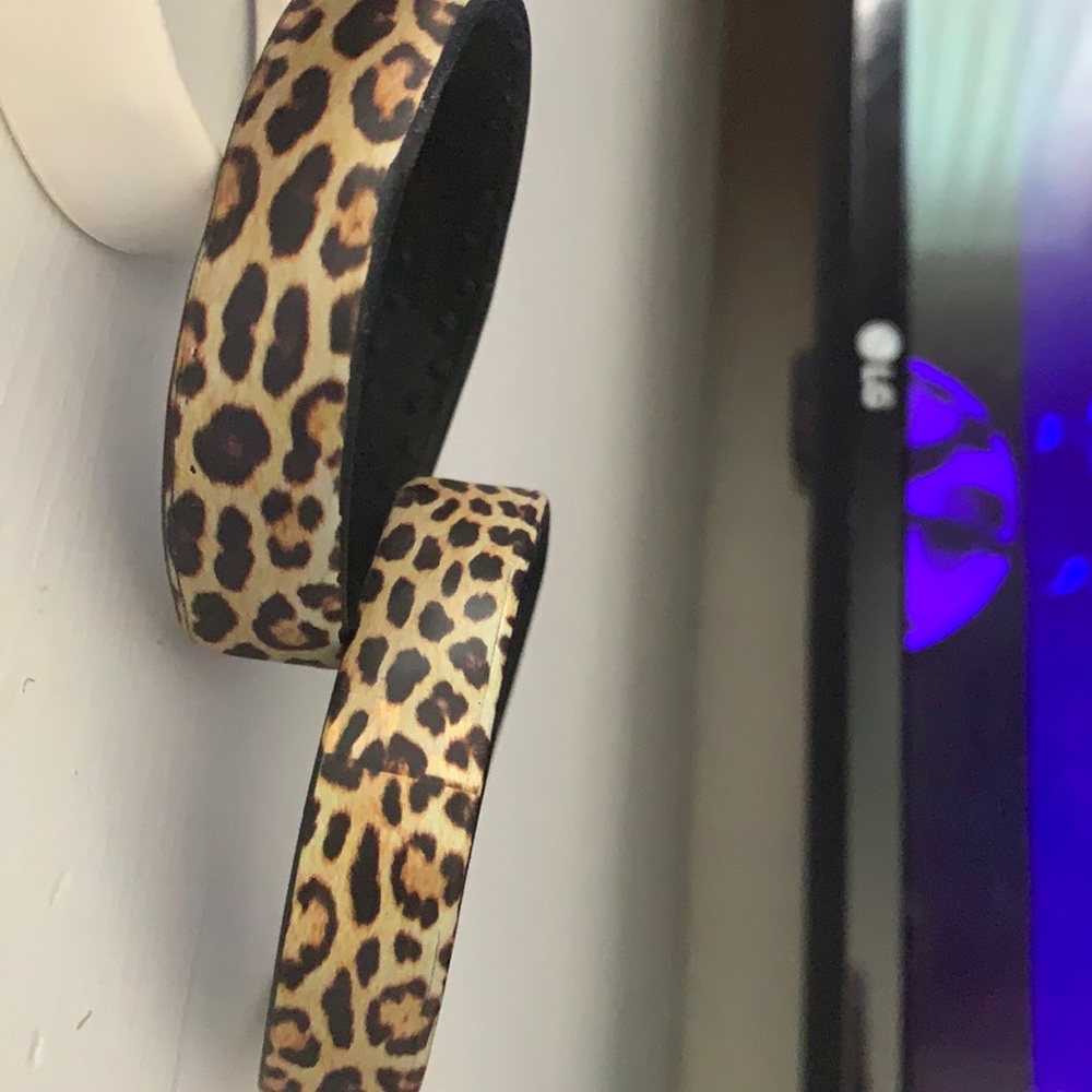 Pony-O eliminate hair breakage...